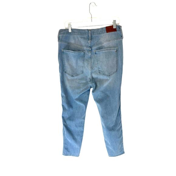 Madewell Button Light Wash Berrington Wash Roadtripper Skinny Leg Jeans 32 - Picture 8 of 12